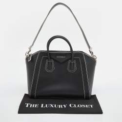مملوكة مسبقًا Givenchy Black Leather Medium Antigona Satchel