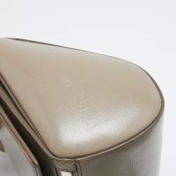 مملوكة مسبقًا Givenchy Beige Leather Mini Pandora Box Crossbody Bag