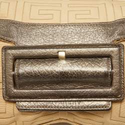 مملوكة مسبقًا حقيبة جيفنشي جلد وكانفاس بنية ميتالك وكريمية