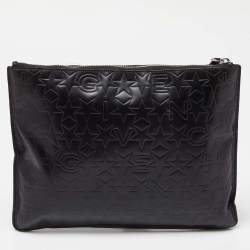 مملوكة مسبقًا Givenchy Black Star Embossed Leather Zip Clutch