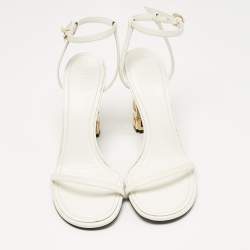 مملوكة مسبقًا Givenchy White Leather Ankle Strap Sandals Size 39