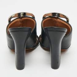 Pre Owned Givenchy Black Leather Buckle Detail Slide Sandals Size 36