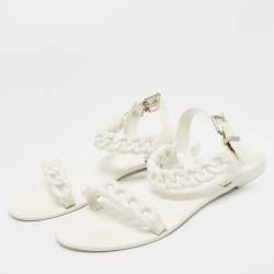 Pre Owned صندل جيفنشي لِنك سلسلة هلامي أبيض مسطح مقاس 37