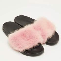 مملوكة مسبقًا Givenchy Size 40 Light Pink Mink Fur Flat Slide Sandals