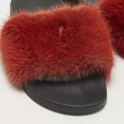 مملوكة مسبقًا صندل فلايد سلايد جيفنشي فرو منك أسود مقاس 38