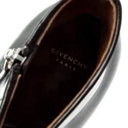 Pre Owned حذاء بوت جيفنشي نعل روكي قصة جلد أسود مقاس 39