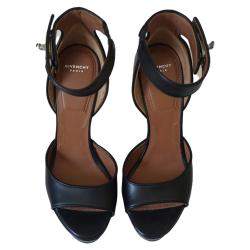 Pre Owned Givenchy Black Calf Leather Shark Tooth Ankle Strap Open Toe Platform Sandals Size 38