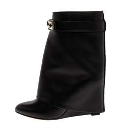مملوكة مسبقًا Givenchy Black Leather Shark Lock Wedge Ankle Boots Size 39