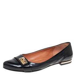 مملوكة مسبقًا Givenchy Black Leather Shark Tooth Ballet Flats Size 40