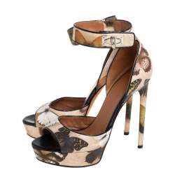 مملوكة مسبقًا Givenchy Beige Printed Leather Shark Lock Ankle Strap Open Toe Platform Sandals Size 39