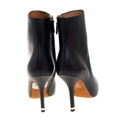 Pre Owned حذاء بوت كاحل جيفنشي جلد أسود مقاس 36.5