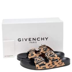 مملوكة مسبقًا حذاء سلايدز جيفنشي فلات جلد نقش سحلية طباعة فهد أسود/ بيج مقاس 37