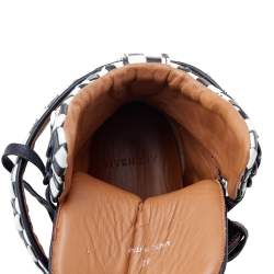 Pre Owned حذاء رياضي جيفنشي جلد مغزول كاروهات أبيض/أسود عنق مرتفع مقاس 40