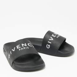 مملوكة مسبقًا Givenchy Black Rubber Logo Pool Slides Size 37