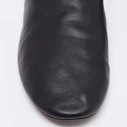 مملوكة مسبقًا Givenchy Black Leather And Logo Stretch Band Slingback Flat Size 39