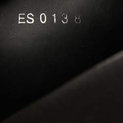 Pre Owned صندل سلايد فلات جيفنشي مطاط أسود مزين شعار الماركة مقاس 39