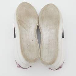 Pre Owned حذاء رياضي جيفنشي  أوربان ستريت سليب أون جلد أبيض / أسود بالشعار مقاس 40