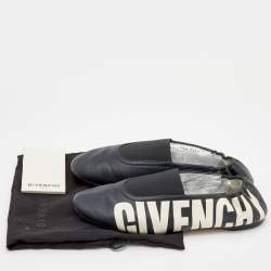 Pre Owned حذاء باليرينا فلات جيفنشي جلد أسود مطبوع غرافيك مقاس 39