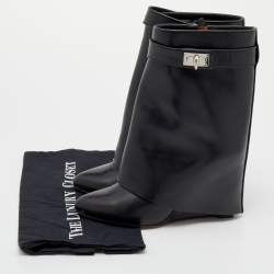 مملوكة مسبقًا حذاء بوت للكاحل جيفنشي جلد أسود مطوي قفل سمكة قرش مقاس 40 