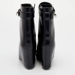 مملوكة مسبقًا حذاء بوت للكاحل جيفنشي جلد أسود مطوي قفل سمكة قرش مقاس 40 