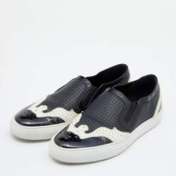 Pre Owned حذاء رياضي جيفنشي جلد وجلد لامع مخرم أبيض/أسود سليب أون مقاس 39