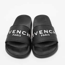 Pre Owned صندل سلايد فلات جيفنشي مطاط أسود مزين شعار الماركة مقاس 40