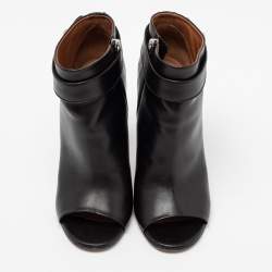 Pre Owned حذاء بوت كاحل جيفنشي جلد أسود قفل شارك مقدمة مفتوحة مقاس 40