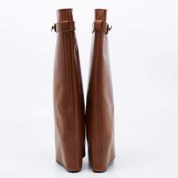 مملوكة مسبقًا Givenchy Brown Leather Knee Length Boots Size 38.5