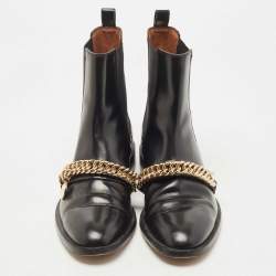 مملوكة مسبقًا Givenchy Black Leather Chain Detail Chelsea Boots Size 40