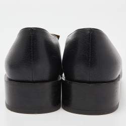 مملوكة مسبقًا Givenchy Black Leather 4G Logo Buckle Loafers Size 37.5