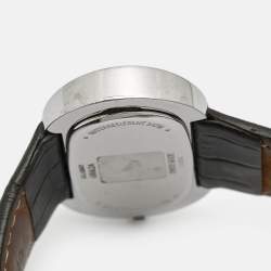 Pre Owned Givenchy White Stainless Steel Leather Giralda Reg.1650471 Women's Wristwatch 44 mm