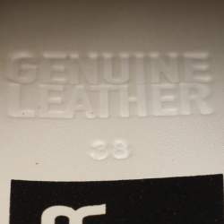 مملوكة مسبقًا Golden Goose White/Silver Leather Superstar Low Top Sneakers Size 38