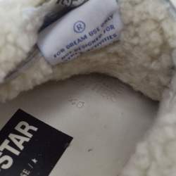 مملوكة مسبقًا حذاء رياضي غولدن غوس سوبر ستار صابوت برباط بفراء شيرلينج أوف وايت مقاس 40