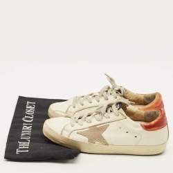 مملوكة مسبقًا حذاء رياضي غولدن غوز سوبر ستار جلد أبيض/فضي بعنق منخفض مقاس 38