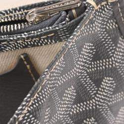 مملوكة مسبقًا محفظة جوارد بلوميت حقيبة كتف رمادية بوكيت WOC