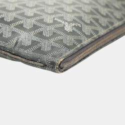 مملوكة مسبقًا Goyard Goyardine Senat Coated Canvas Grey Clutche MM