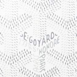 مملوكة مسبقًا Goyard Jouvence MM White Goyardine Coated Canvas and Leather Toiletry Bag