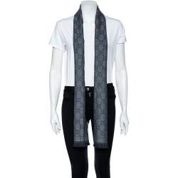 مملوكة مسبقًا وشاح غوتشي جاكاري جي جي رصاصي بشراشيب