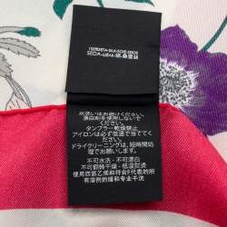 Pre Owned وشاح غوتشي حرير كريمي مطبوع مورد مربع 