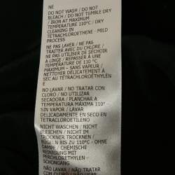 مملوكة مسبقًا فستان غوتشي ساتان حرير أسود مطبوع بدون أكمام قصير مقاس كبير (لارج)