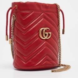 Pre Owned Gucci red Matelasse Leather Mini GG Marmont Bucket Bag