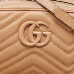 مملوكة مسبقًا Gucci Beige Matelassé Leather Small GG Marmont Shoulder Bag