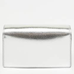 مملوكة مسبقًا Gucci Silver Leather Super Mini Dionysus Shoulder Bag