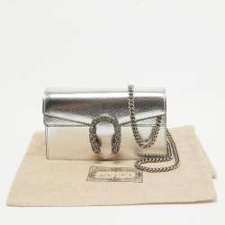 مملوكة مسبقًا Gucci Silver Leather Super Mini Dionysus Shoulder Bag