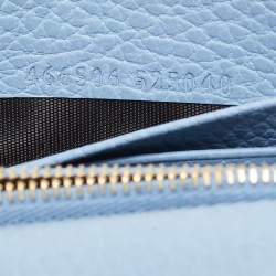 مملوكة مسبقًا Gucci Blue Leather Betty Wallet on Chain