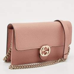 مملوكة مسبقًا Gucci Dusty Pink Leather Interlocking G Wallet on Chain