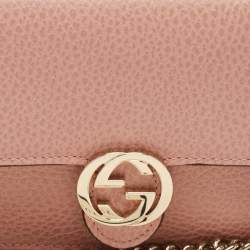 مملوكة مسبقًا Gucci Dusty Pink Leather Interlocking G Wallet on Chain