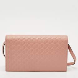 مملوكة مسبقًا Gucci Pink Microguccissima Leather Flap Wallet on Strap