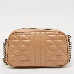 Pre Owned Gucci Beige Matelassé Aria Leather Small GG Marmont Camera Bag