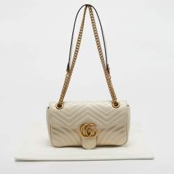 مملوكة مسبقًا Gucci Off White Matelassé Leather Small GG Marmont Shoulder Bag